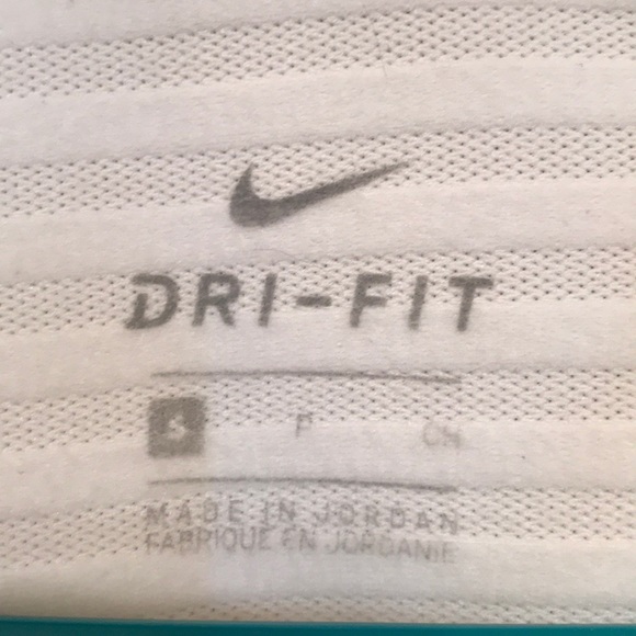 NIKE DRI-FIT - Picture 3 of 6